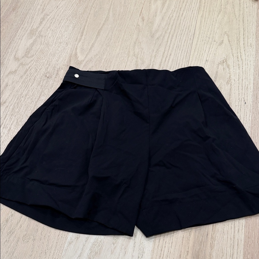 ADAY Black Women's Bermudas